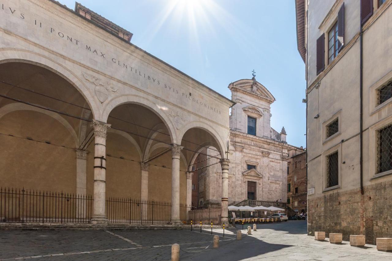 Apartamento Colours Studio 10 M Away Piazza Del Campo Siena Exterior foto